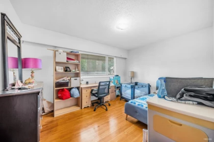 Primary Bedroom Photo of 2975 E 41st Avenue, Vancouver, BC