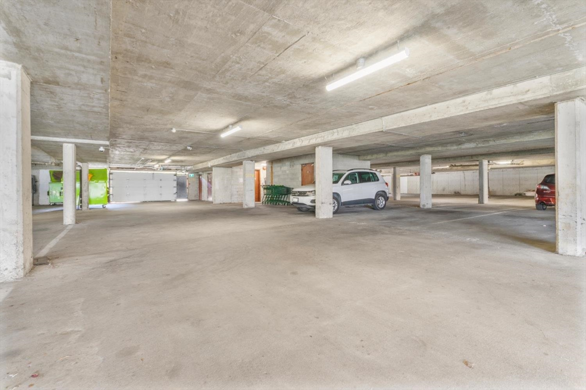 Laundry Room Photo of 108 45749 Spadina Avenue, Chilliwack, BC