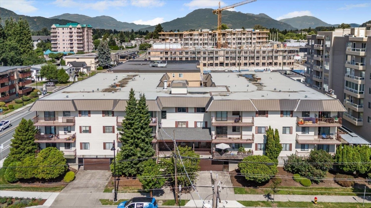 Mudroom Photo of 108 45749 Spadina Avenue, Chilliwack, BC