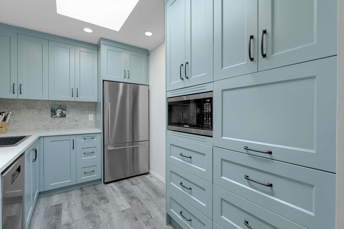 Walk-In Closet Photo of 314 1777 W 13th Avenue, Vancouver, BC