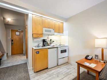 306 4420 Sundial Place, Whistler, BC, Whistler — Apartment/Condo for sale