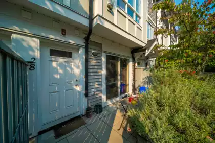 28 13239 Old Yale Road, Surrey, BC, Surrey — Apartment/Condo for sale