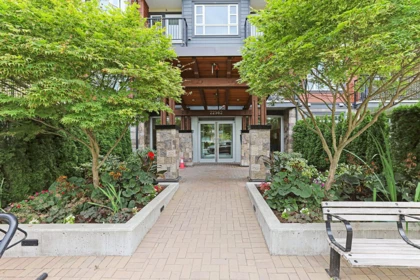 304 22562 121 Avenue, Maple Ridge, BC, Maple Ridge — Apartment/Condo for sale