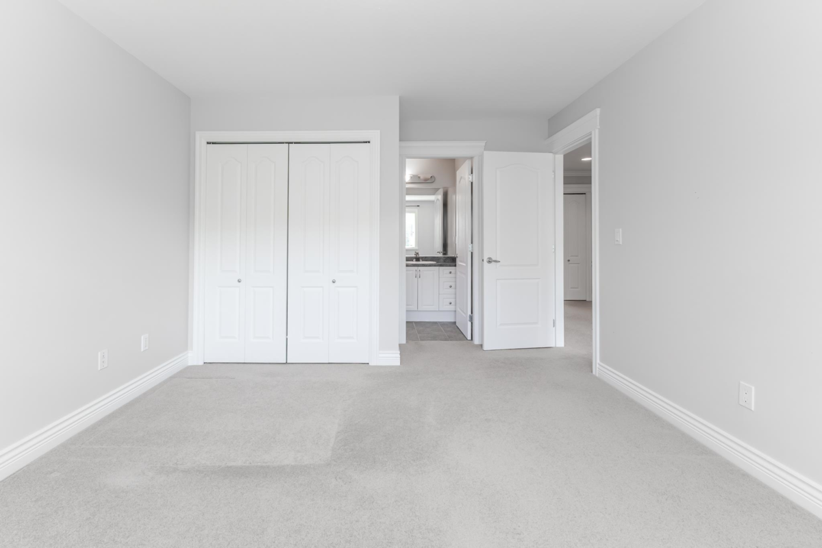 Entry Foyer Photo of 9160 Mona Avenue, Burnaby, BC