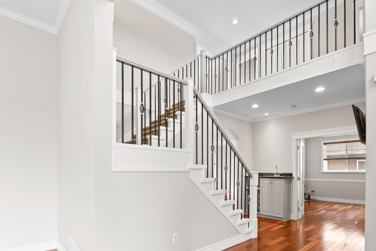 Family Room Photo of 9160 Mona Avenue, Burnaby, BC