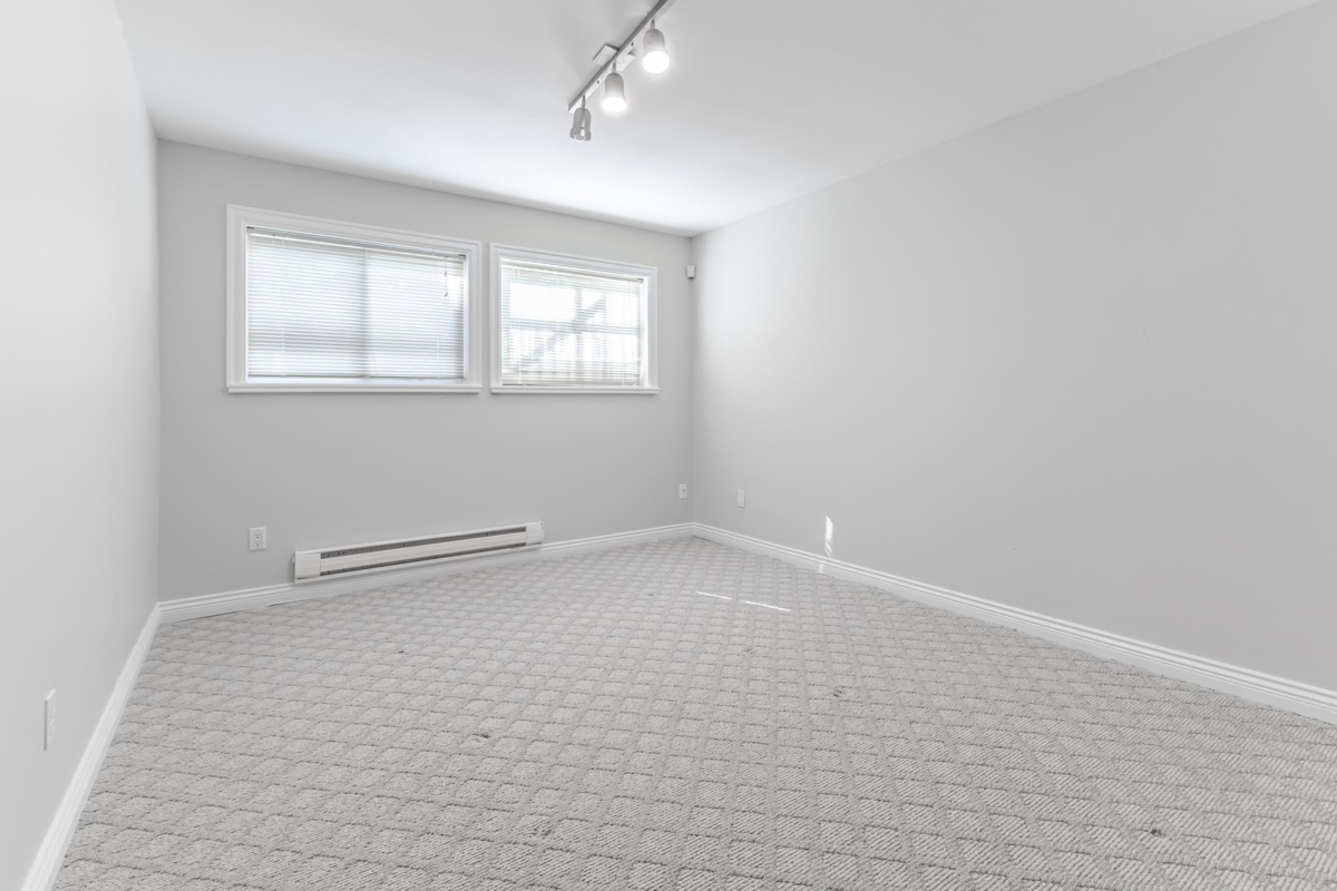 Garden / Landscaping Photo of 9160 Mona Avenue, Burnaby, BC