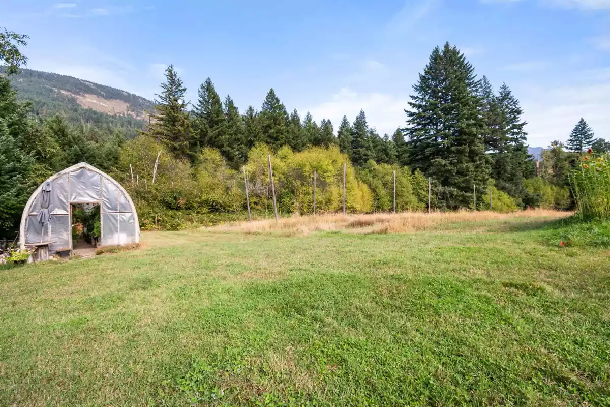 Fitness Center Photo Near 50900 Chaumox Road, Boston Bar / Lytton, BC