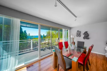 Staircase Photo of 1144 Ottaburn Road, West Vancouver, BC