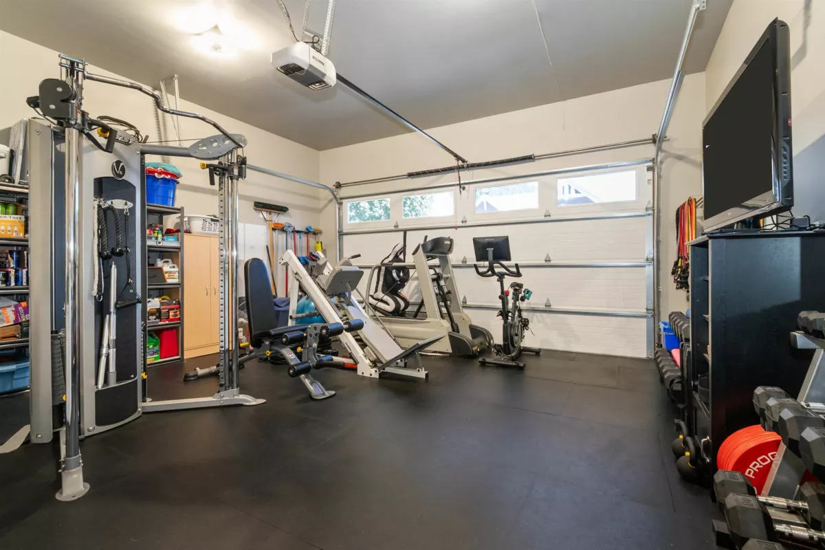 Backyard Photo of 43390 Creekside Circle, Lindell Beach, BC