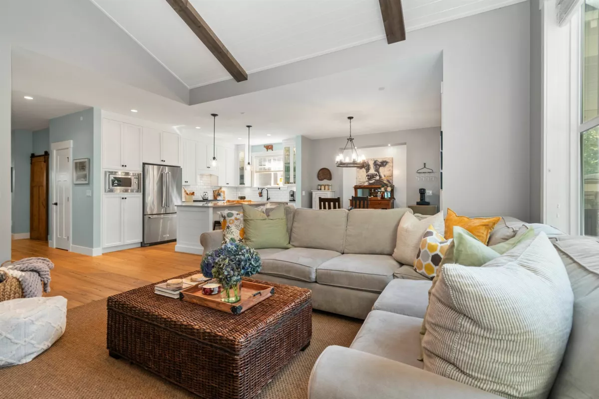 Kitchen Island Photo of 43390 Creekside Circle, Lindell Beach, BC