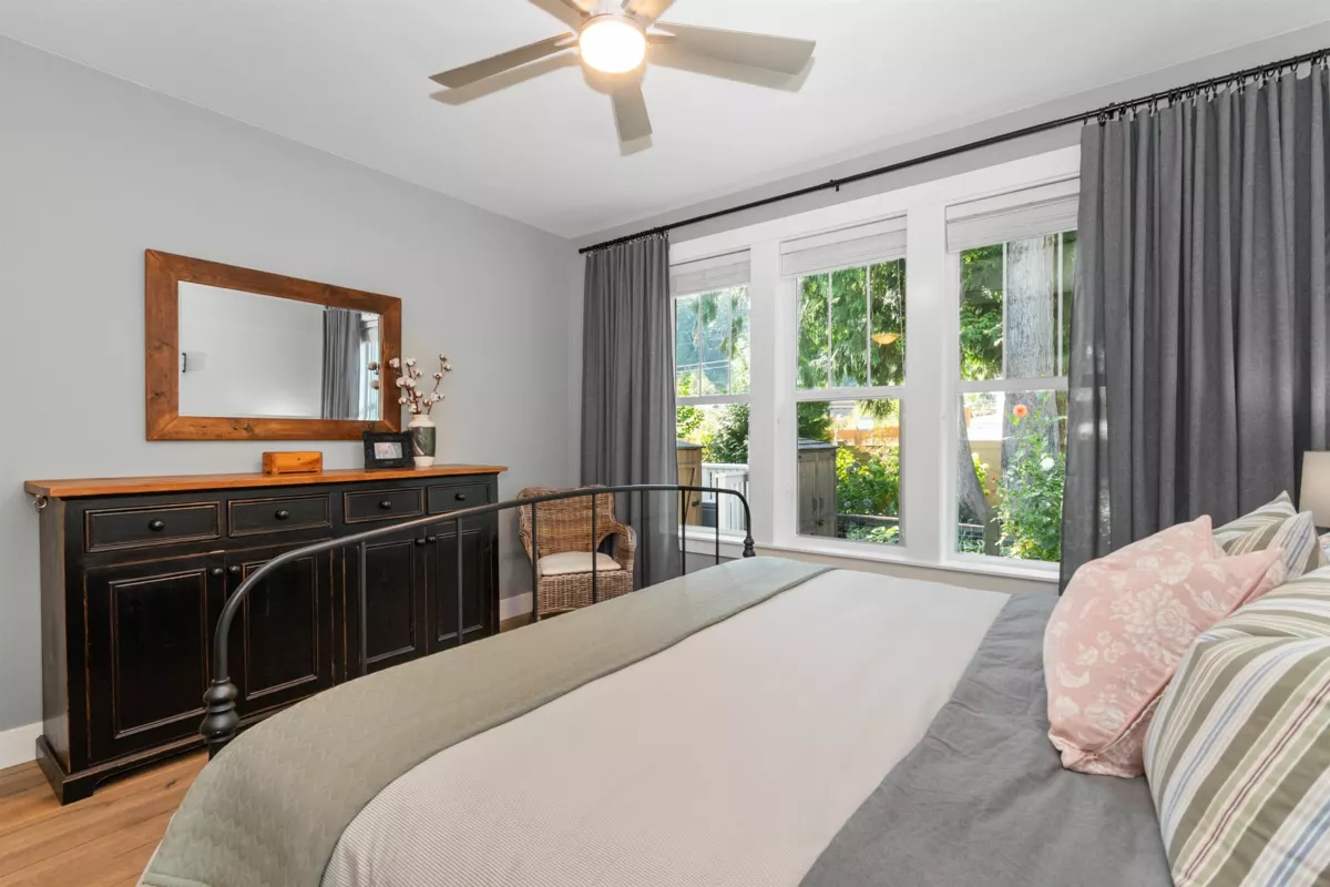 Laundry Room Photo of 43390 Creekside Circle, Lindell Beach, BC