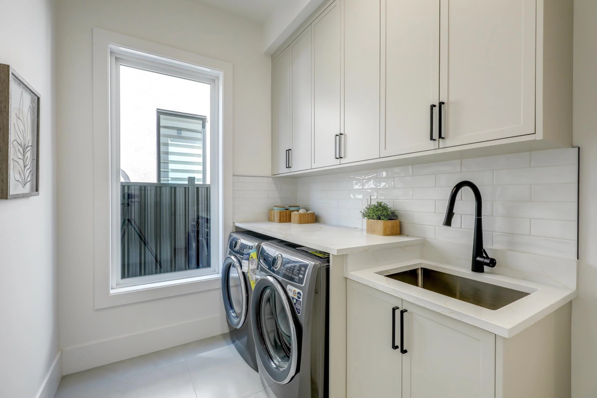 Bedroom 3 Photo of 15569 Oxenham Avenue, White Rock, BC