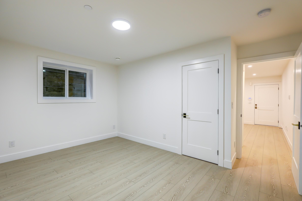 Outdoor Patio Photo of 15569 Oxenham Avenue, White Rock, BC