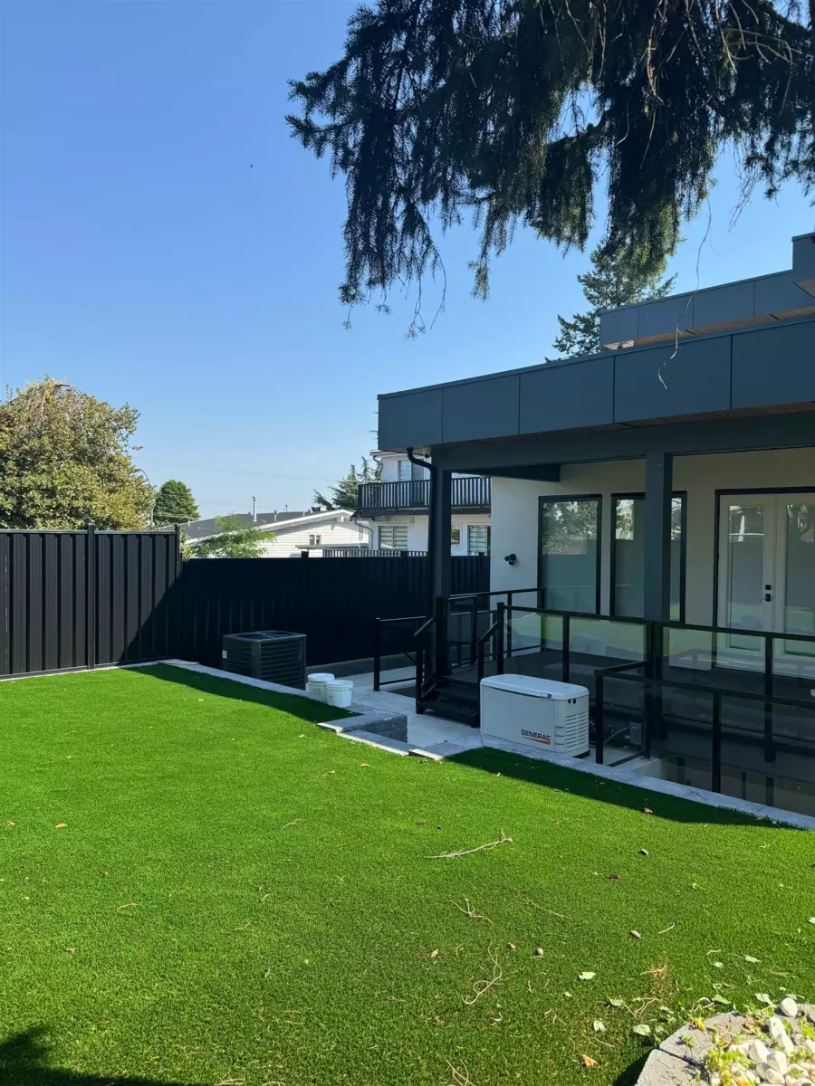 Playground / Recreational Area Near 15569 Oxenham Avenue, White Rock, BC