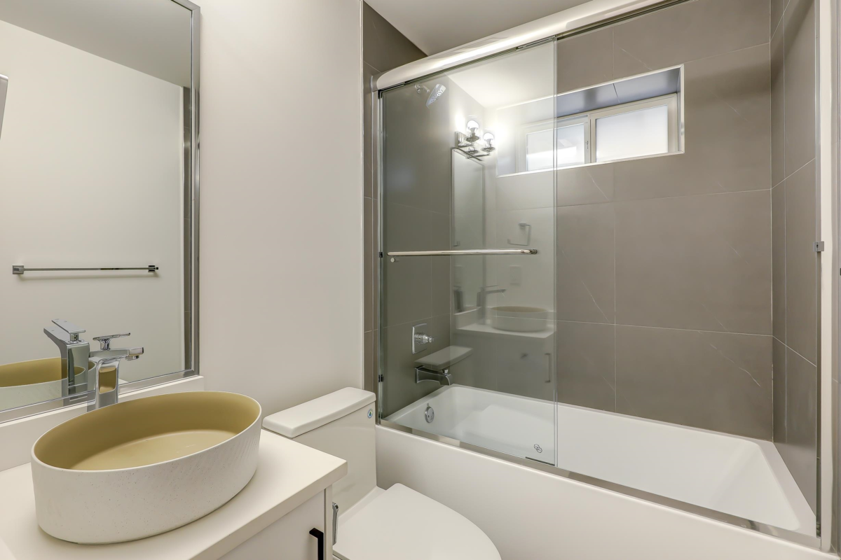 Street View Photo of 15569 Oxenham Avenue, White Rock, BC