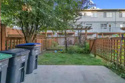 174 16177 83 Avenue, Surrey, BC, Surrey — Townhouse for sale