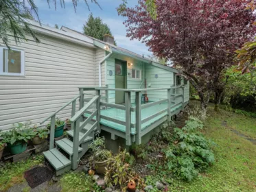 327 Headlands Road, Gibsons, BC, Gibsons — Single Family Residence for sale