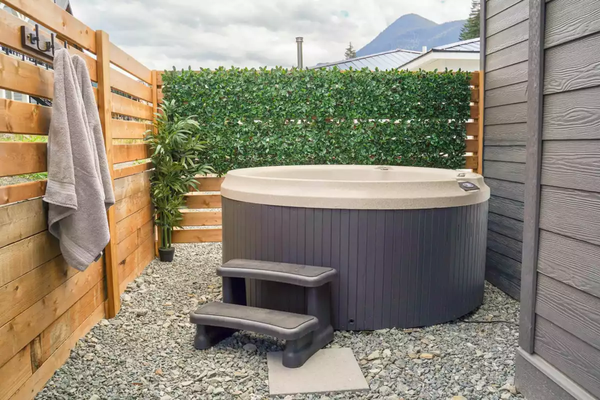 Laundry Room Photo of HG 184 71384 Grove Place, Sunshine Valley, BC