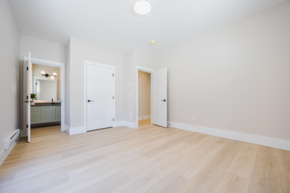Hallway Photo of HG 184 71384 Grove Place, Sunshine Valley, BC