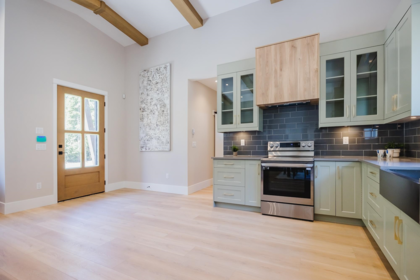 Kitchen Photo of HG 184 71384 Grove Place, Sunshine Valley, BC