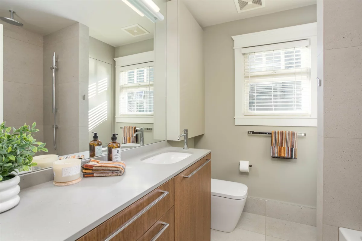 Garage Interior Photo of 3242 W 3rd Avenue, Vancouver, BC