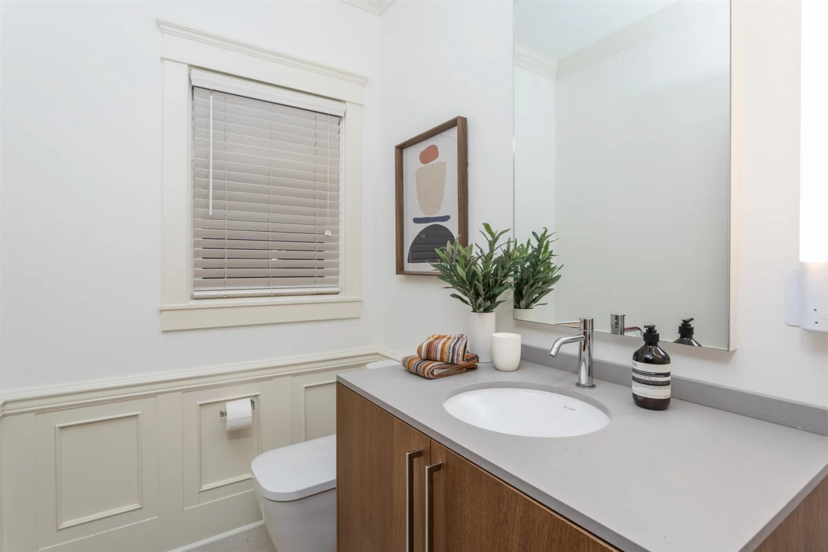 Loft / Bonus Room Photo of 3242 W 3rd Avenue, Vancouver, BC