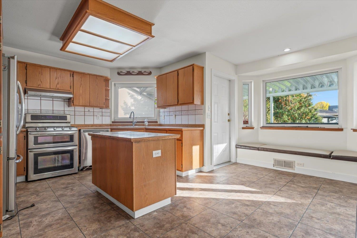 Bedroom 3 Photo of 45706 Stevenson Road, Chilliwack, BC