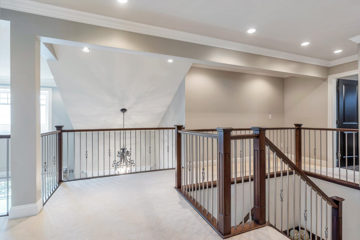 Powder Room Photo of 3791 154a Street, Surrey, BC