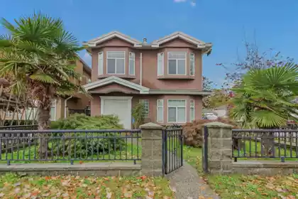 1380 E 51st Avenue, Vancouver, BC, Vancouver — Single Family Residence for sale