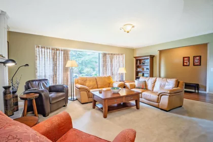21056 Barker Avenue, Maple Ridge, BC, Maple Ridge — Single Family Residence for sale