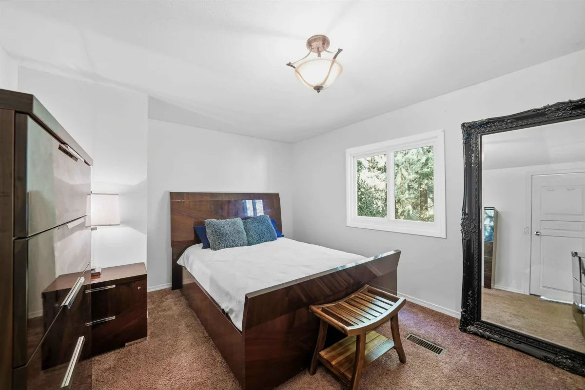 Kitchen Photo of 207 45835 Sleepy Hollow Road, Cultus Lake, BC