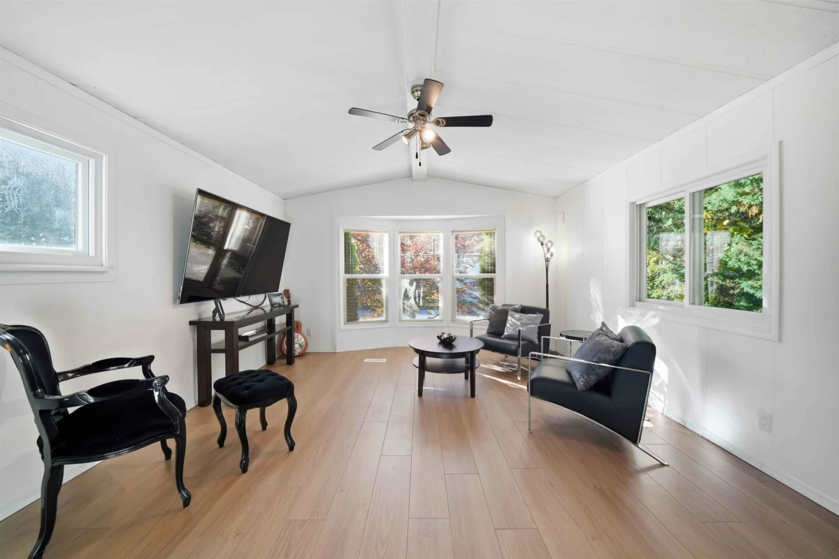 Loft / Bonus Room Photo of 207 45835 Sleepy Hollow Road, Cultus Lake, BC