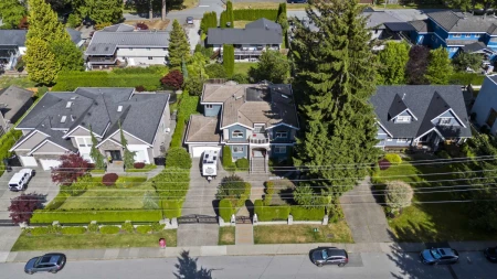3550 Phillips Avenue, Burnaby, BC, Burnaby — Single Family Residence for sale