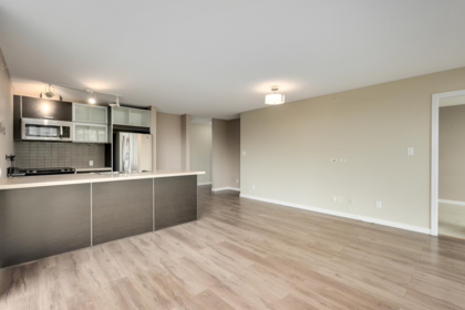 Kitchen Island Photo of 604 9981 Whalley Boulevard, Surrey, BC