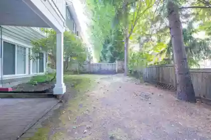 25 6110 138 Street, Surrey, BC, Surrey — Townhouse for sale