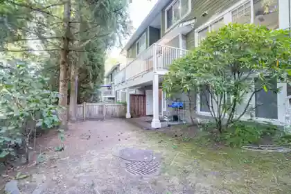 25 6110 138 Street, Surrey, BC, Surrey — Townhouse for sale