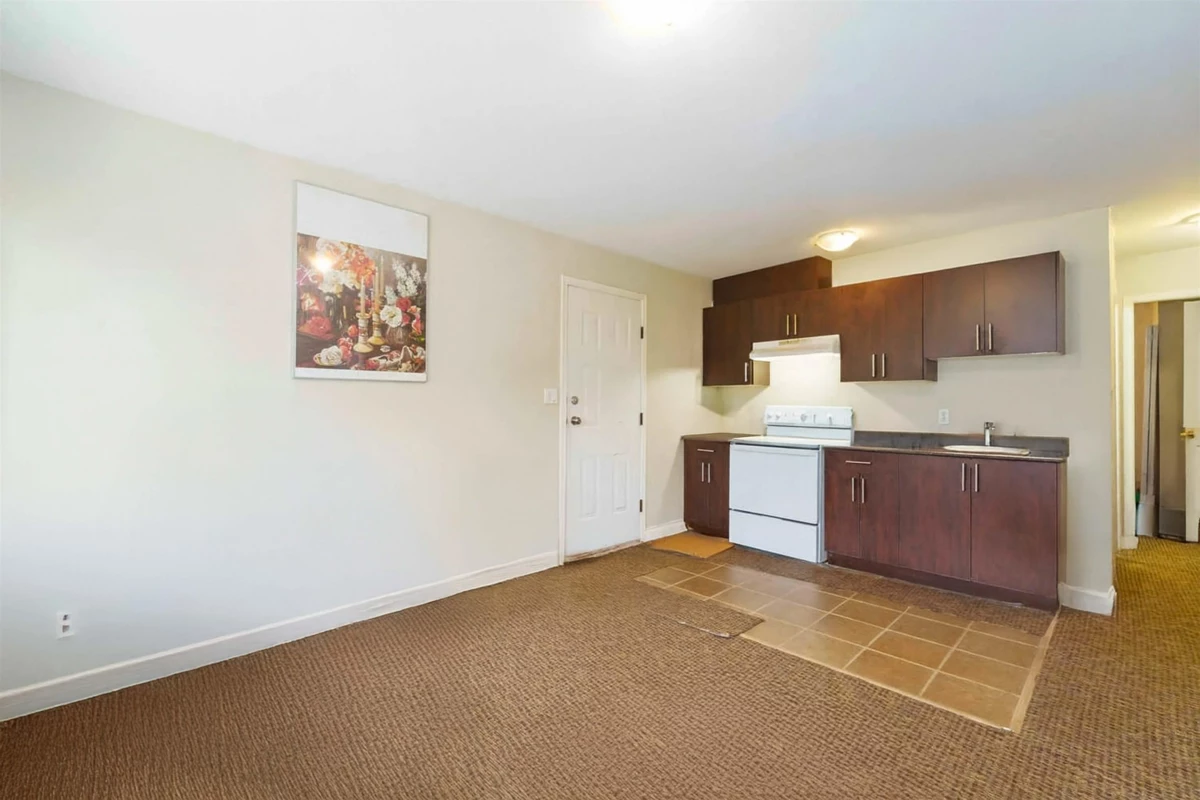 Backyard Photo of 12183 77 Avenue, Surrey, BC