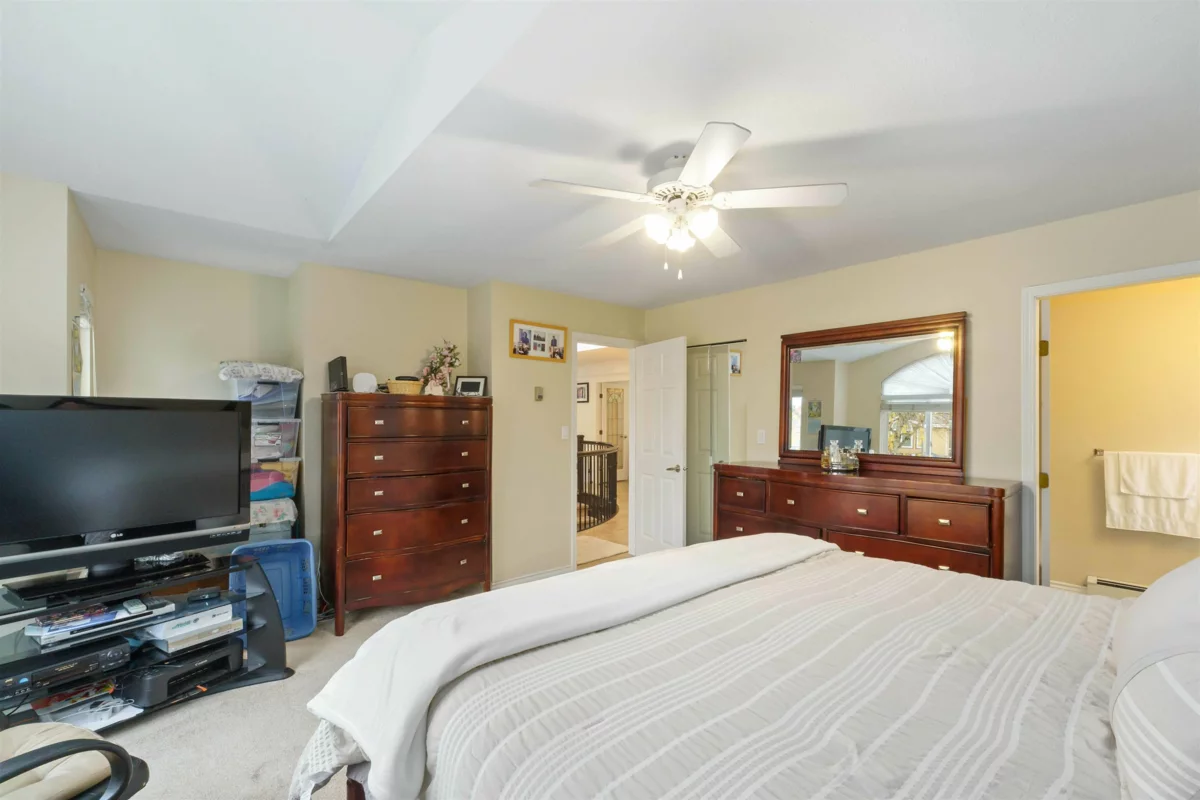 Loft / Bonus Room Photo of 12183 77 Avenue, Surrey, BC