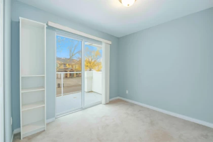 Entry Foyer Photo of 12183 77 Avenue, Surrey, BC
