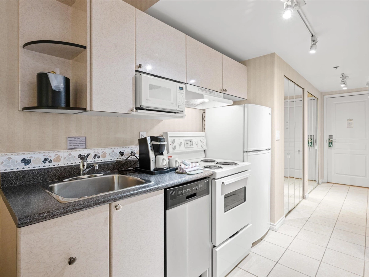 Breakfast Nook Photo of 202 4319 Main Street, Whistler, BC