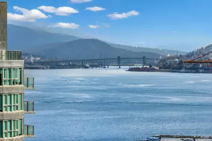 2001 620 Cardero Street, Vancouver, BC, Coal Harbour — 3 bed apartment/condo for sale