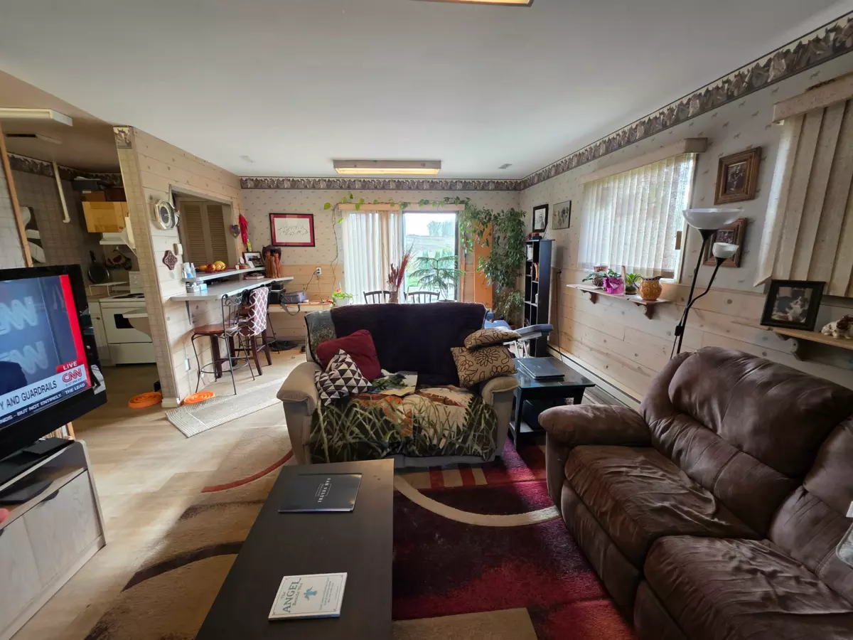 Basement Recreation Room Photo of 21068 16th Avenue, Langley, BC