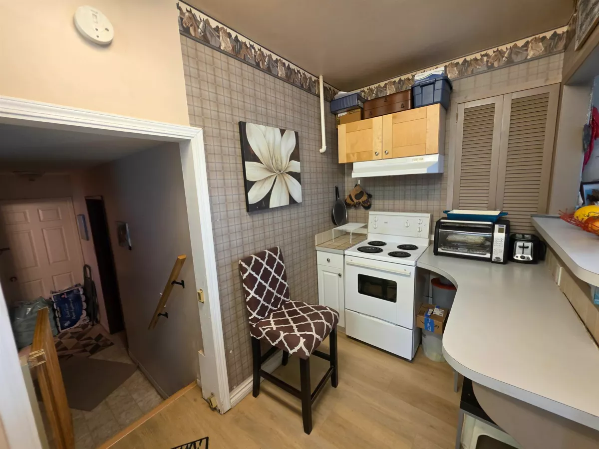 Entry Foyer Photo of 21068 16th Avenue, Langley, BC