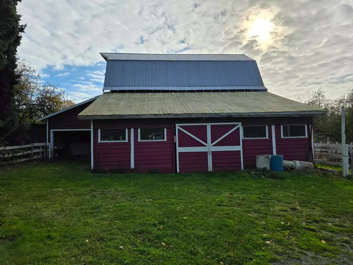 Family Room Photo of 21068 16th Avenue, Langley, BC