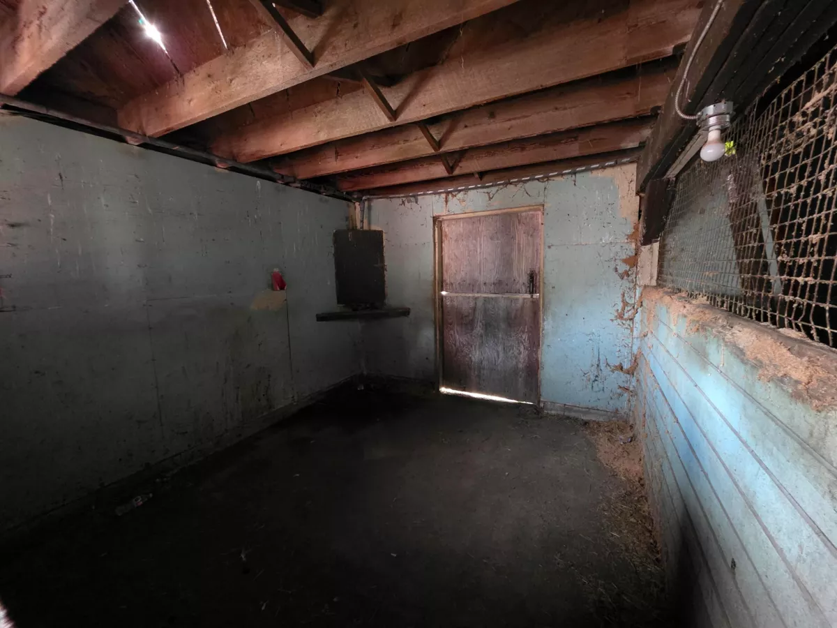 Kitchen Island Photo of 21068 16th Avenue, Langley, BC