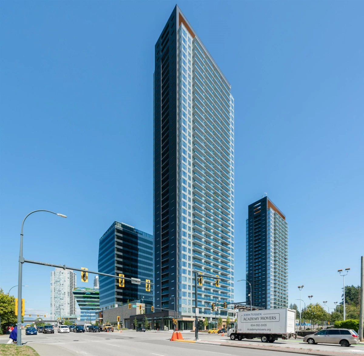 Walk-In Closet Photo of 2301 13615 Fraser Highway, Surrey, BC