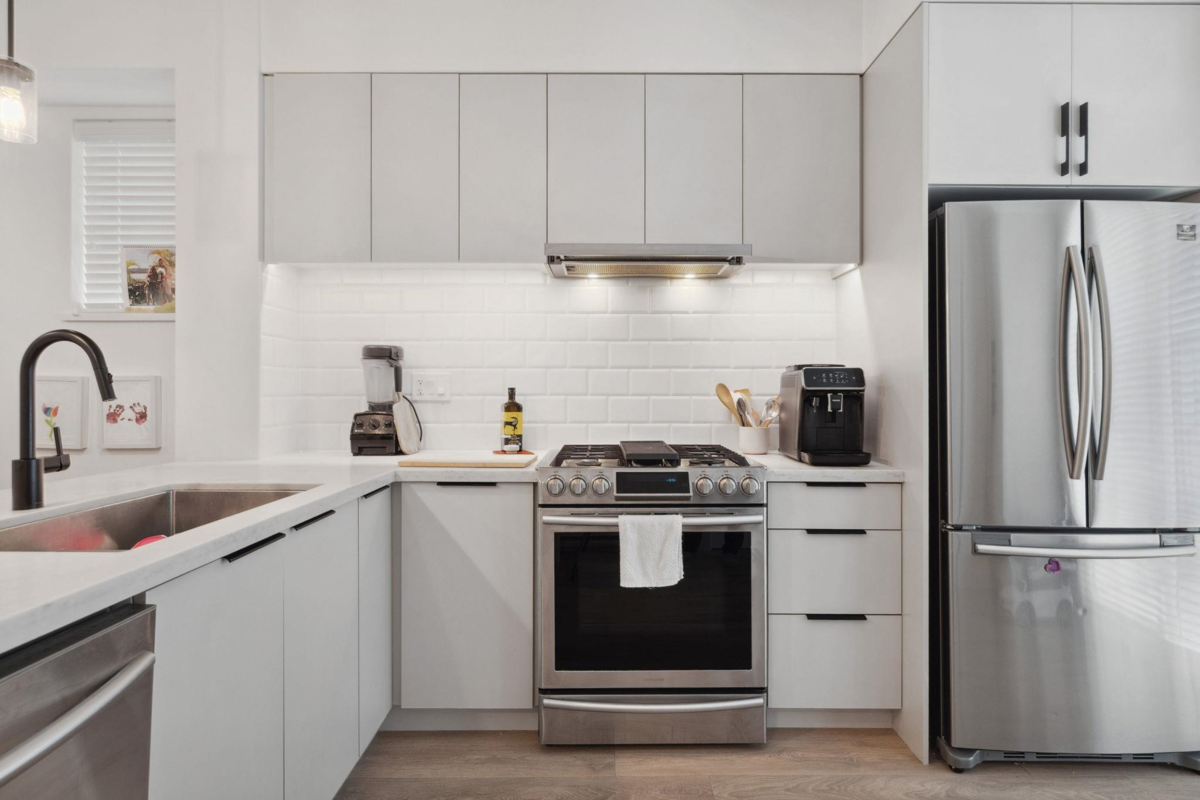 Exterior Front Photo of 601 3021 St George Street, Port Moody, BC