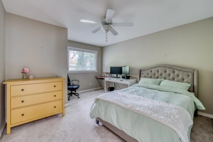 Powder Room Photo of 15643 78a Avenue, Surrey, BC