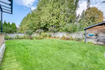 Staircase Photo of 15643 78a Avenue, Surrey, BC