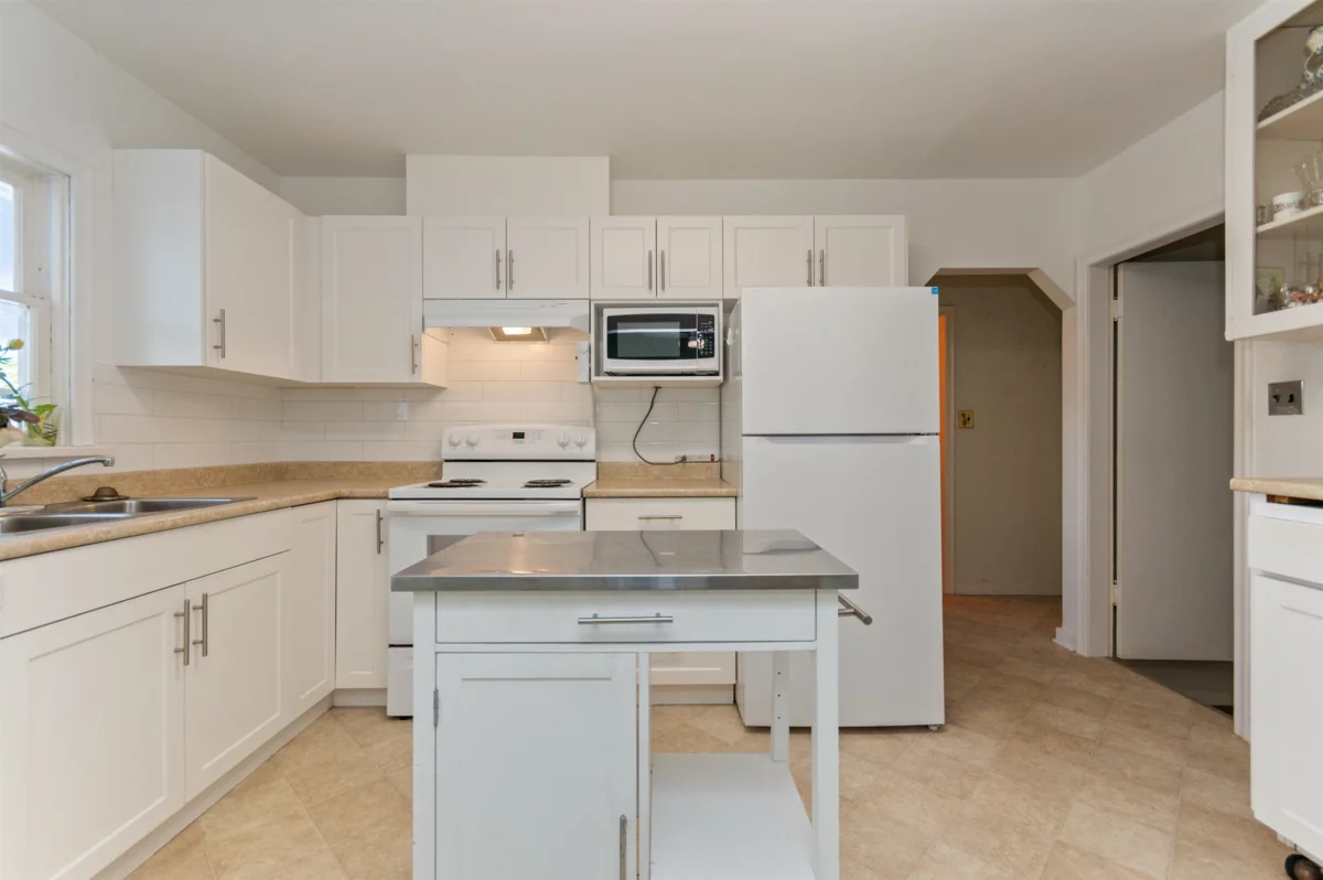 Basement Recreation Room Photo of 45601 Herron Avenue, Chilliwack, BC